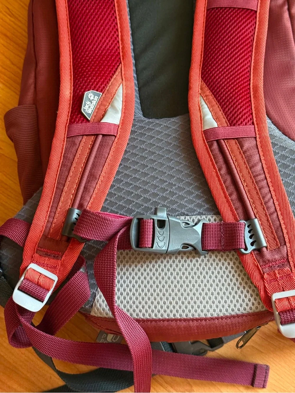 Jack Wolfskin rust red HAM ROCK 12 Daypack